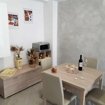 Home33 *